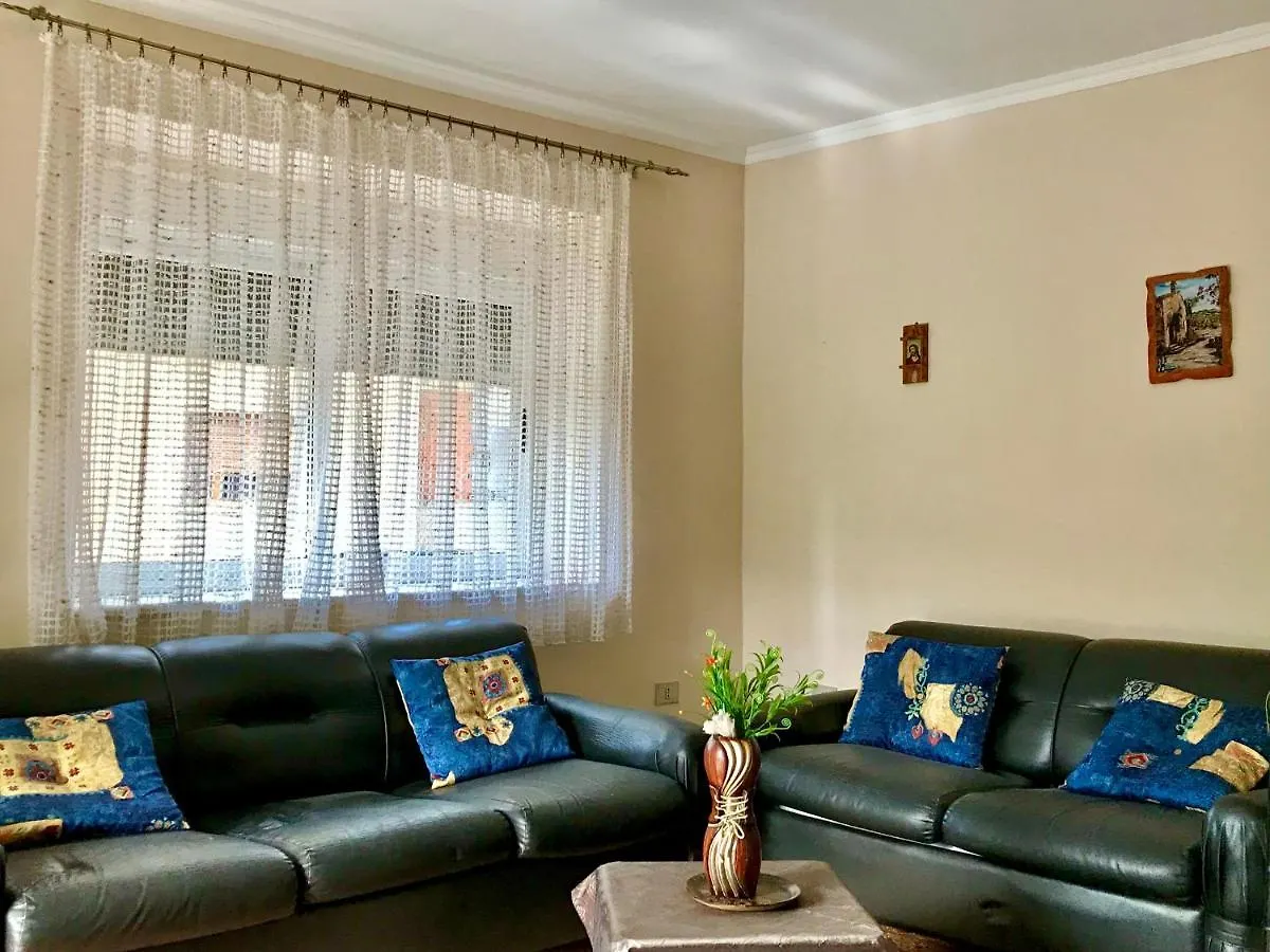 Lovely Apartment In Front Of The Lake 波格拉德茨
