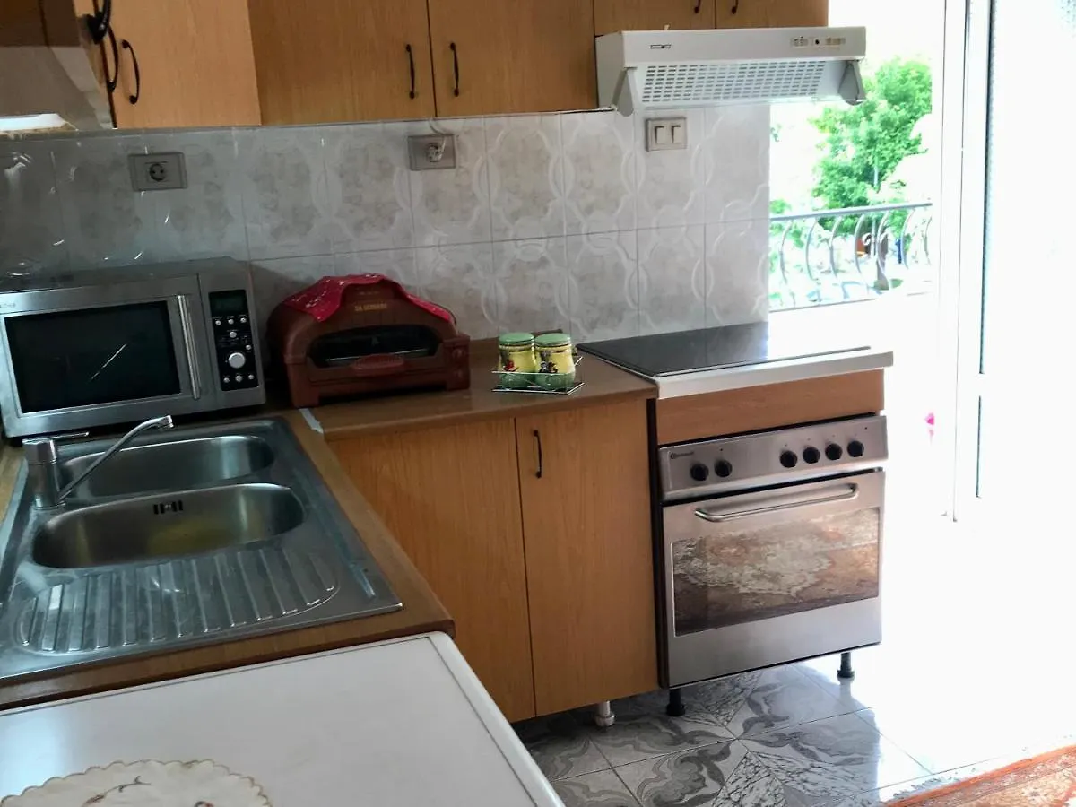 Lovely Apartment In Front Of The Lake Поградец Албания